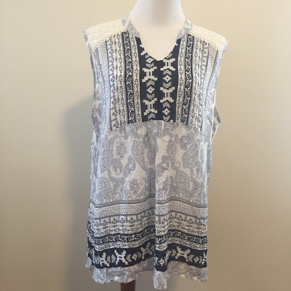 Sleeveless Blue and White Shirt XL